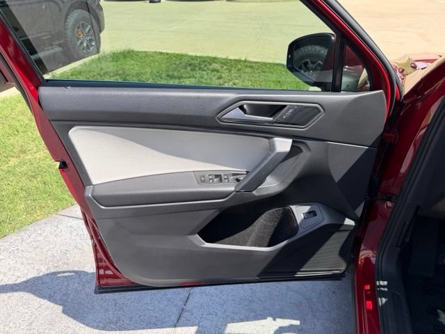 Used 2019 Volkswagen Tiguan SEL FWD image 9