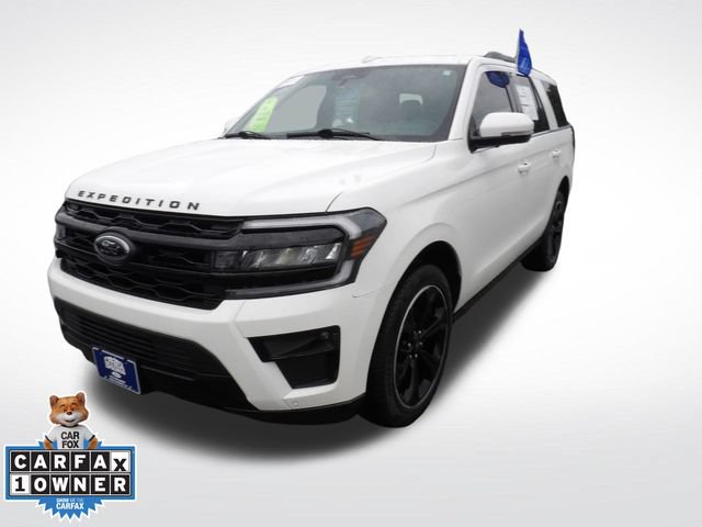Certified 2024 Ford Expedition Limited RWD image 3