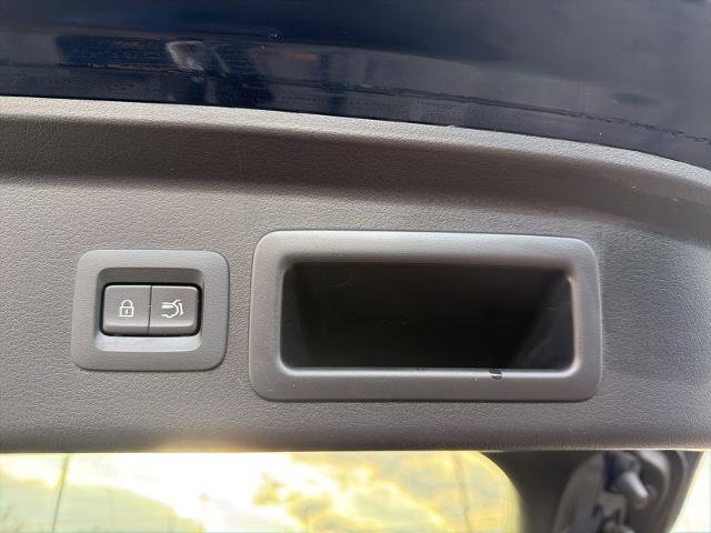 Used 2021 MAZDA CX-30 AWD 2.5 S w/ Premium Package image 26