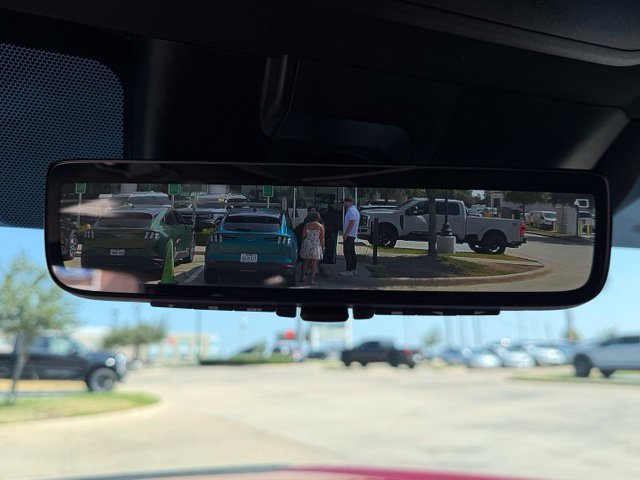 Used 2023 Toyota Sequoia Platinum AWD/4WD image 23