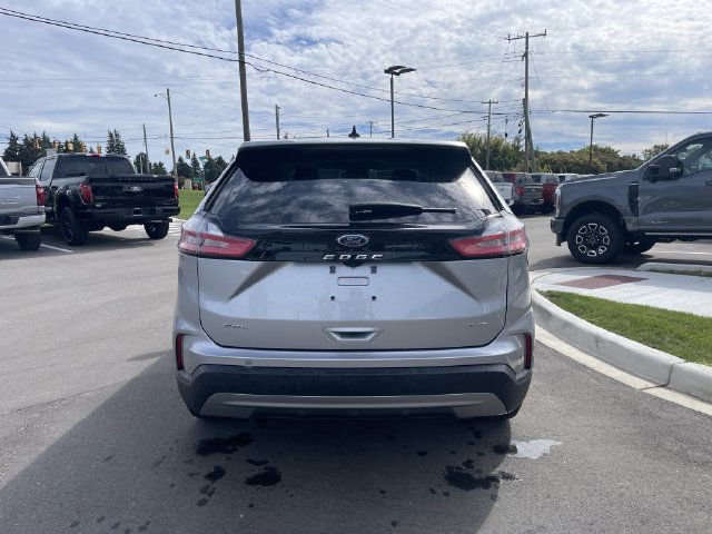 Certified 2023 Ford Edge SEL AWD/4WD image 4