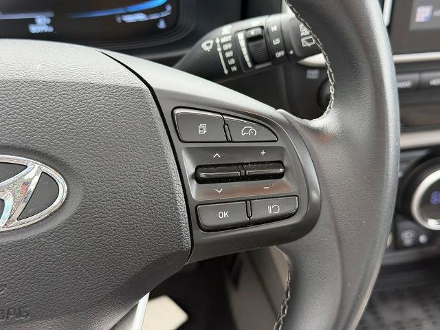 Used 2026 Hyundai Venue SEL FWD image 17