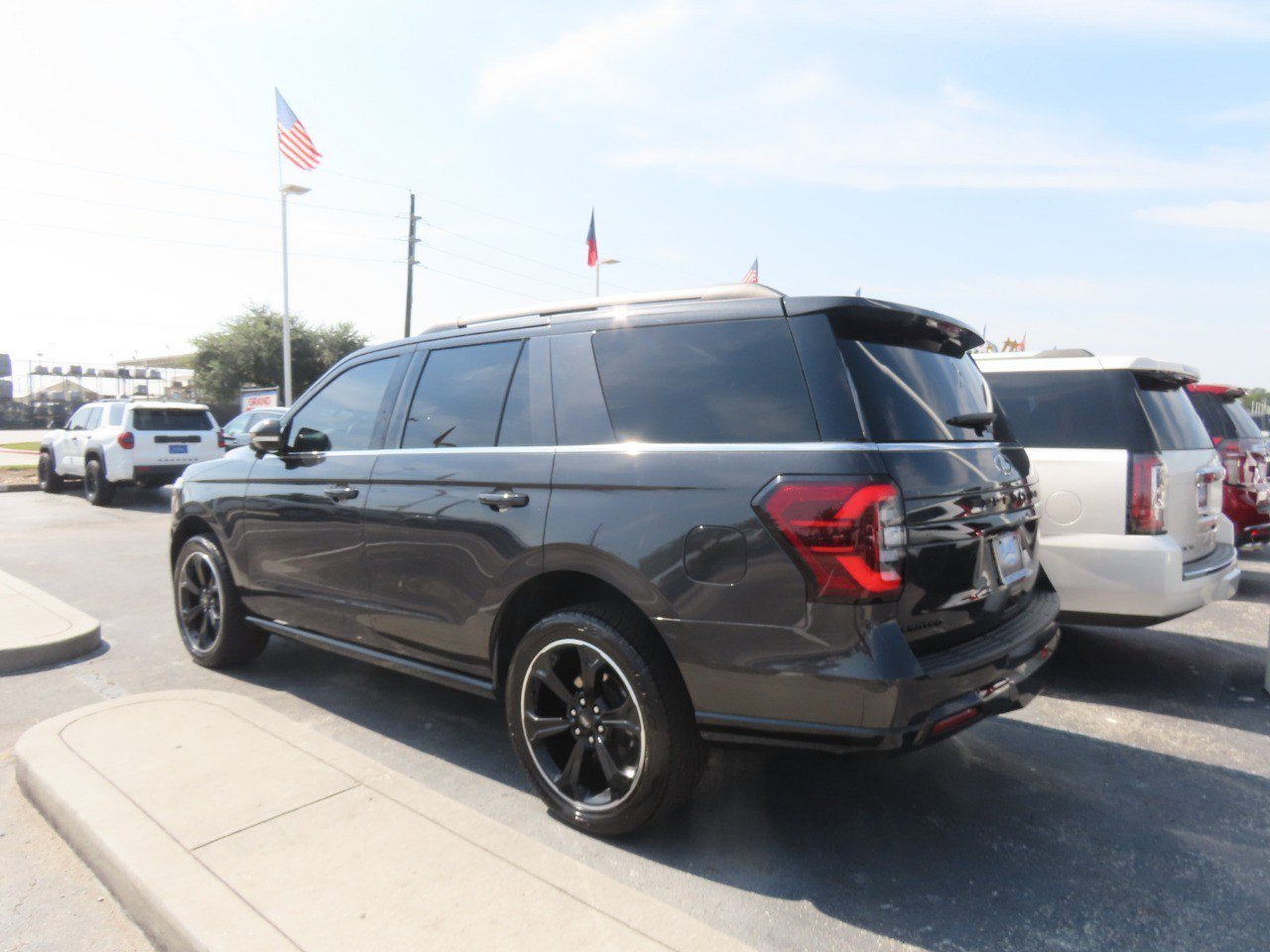 Certified 2023 Ford Expedition Limited RWD image 10