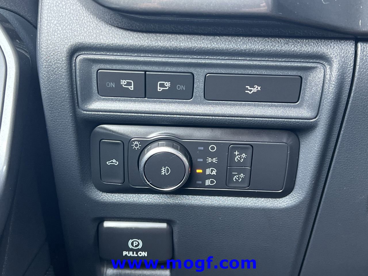 Certified 2022 Ford F150 XLT w/ Equipment Group 302A High image 16