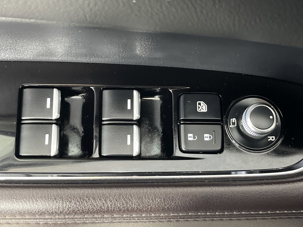 Used 2023 MAZDA CX-5 Signature image 25