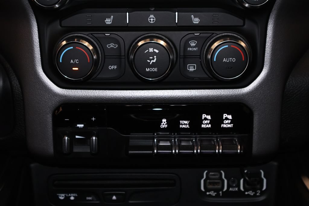 Used 2019 RAM 1500 Big Horn AWD/4WD image 32