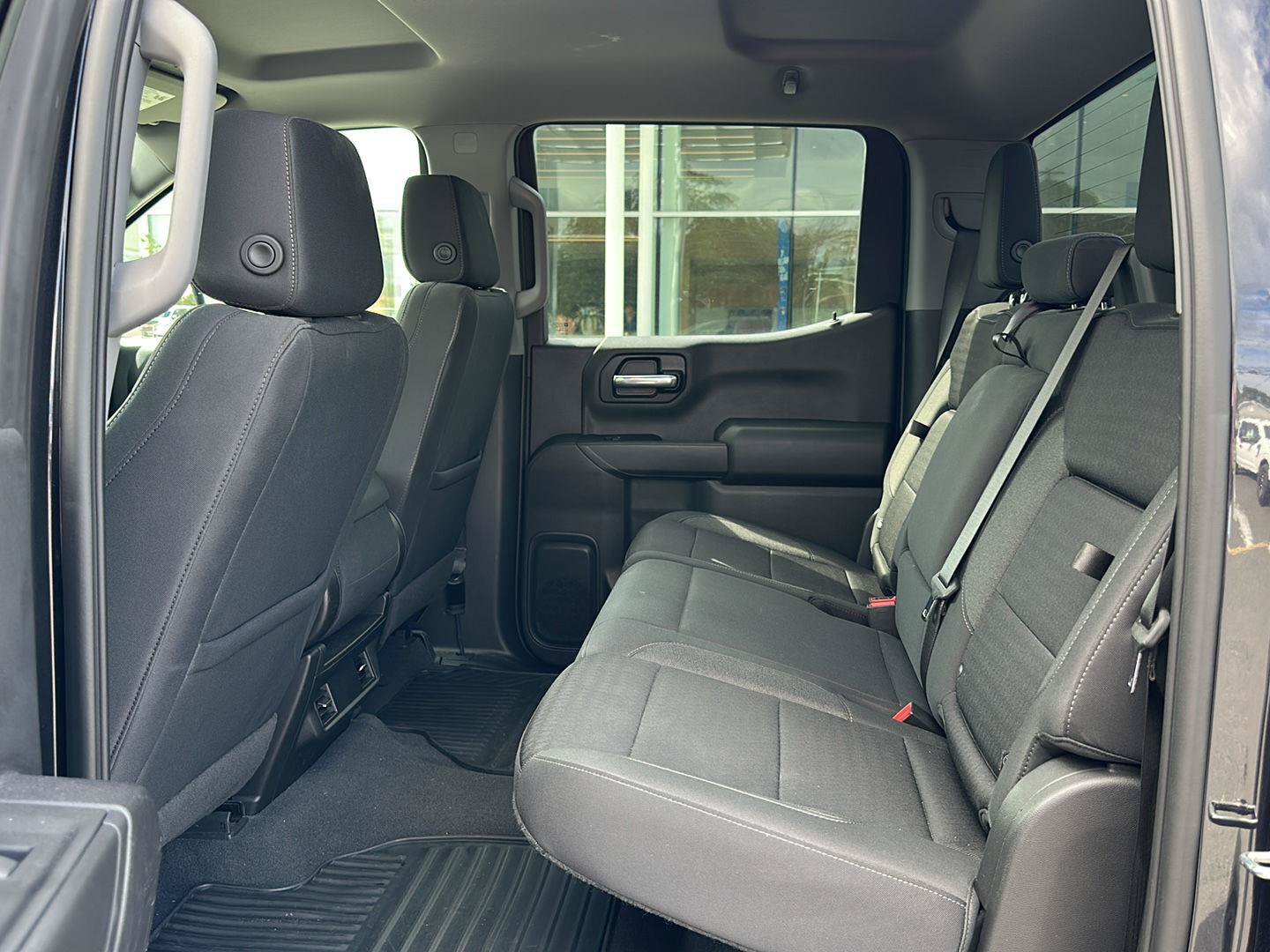 Used 2023 Chevrolet Silverado 1500 Custom AWD/4WD image 10