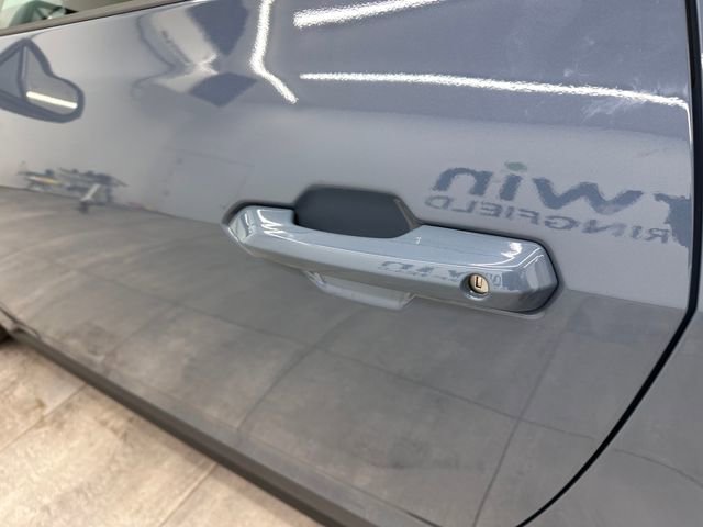 Certified 2025 Ford Mustang Dark Horse image 18