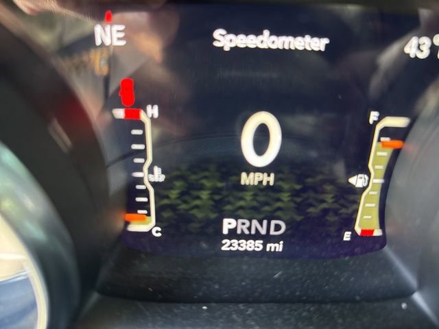 Used 2022 Jeep Wrangler Unlimited Sahara image 4