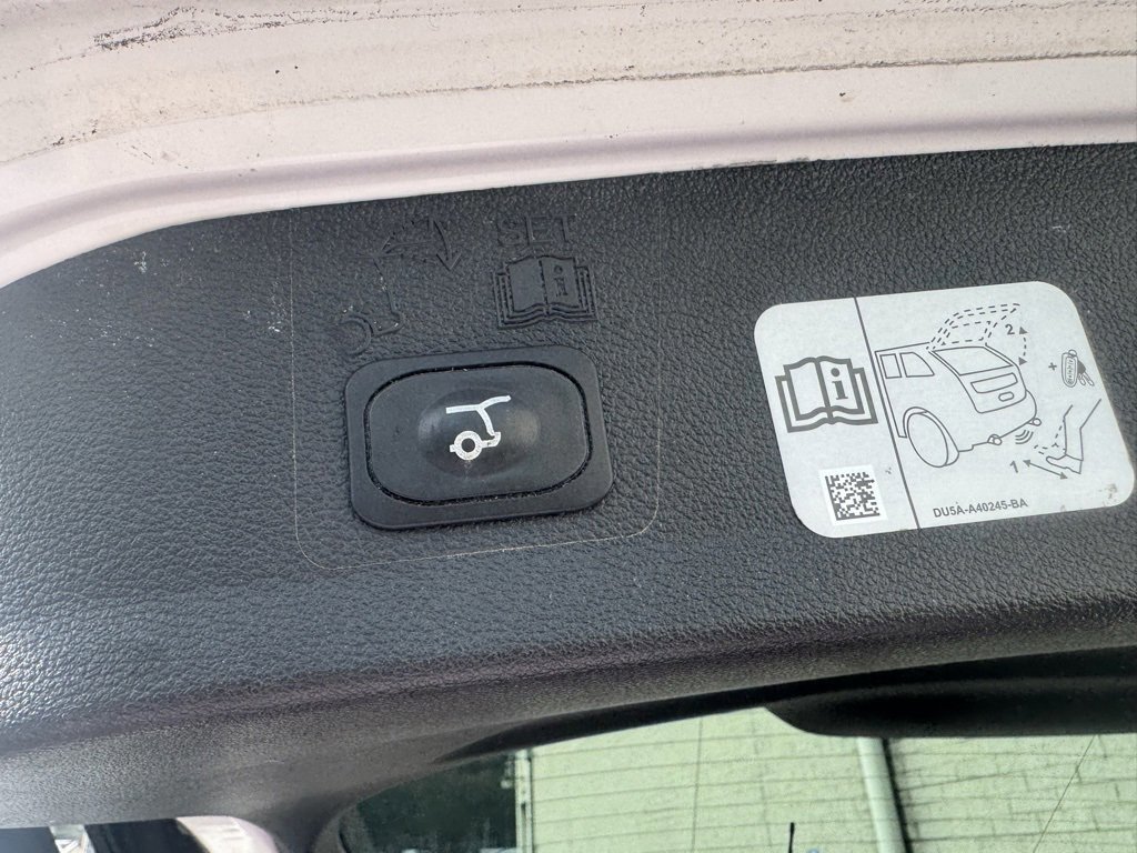 Certified 2019 Ford Escape Titanium image 45