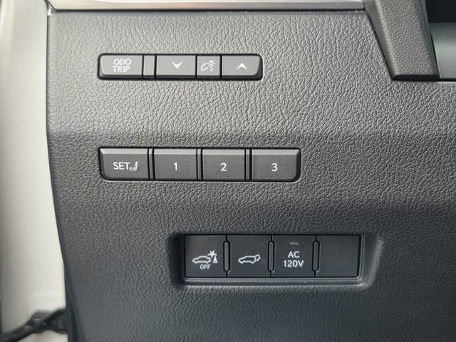 Used 2024 Lexus GX 550 AWD/4WD image 24