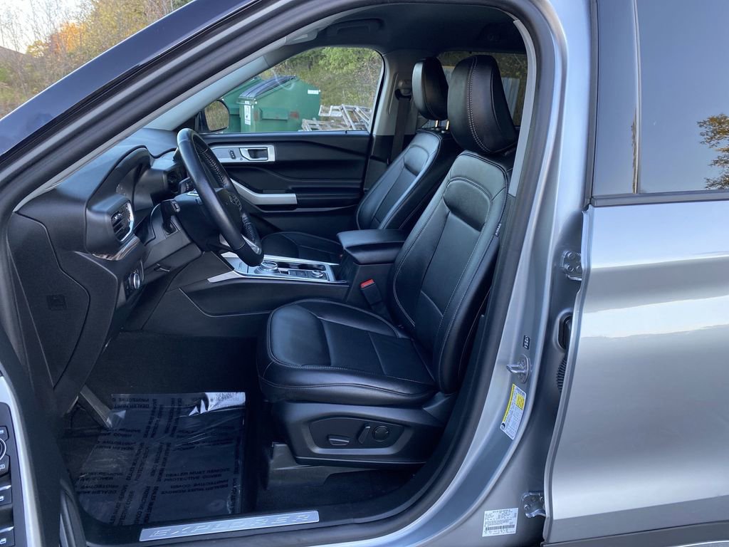 Certified 2023 Ford Explorer Limited image 5