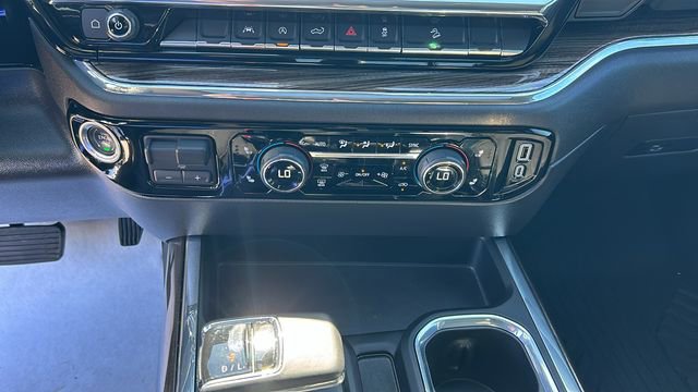 Used 2024 Chevrolet Silverado 1500 LT Trail Boss w/ Convenience Package II image 21