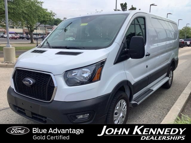 Certified 2025 Ford Transit 250 Low Roof w/ Exterior Upgrade Package RWD image 6