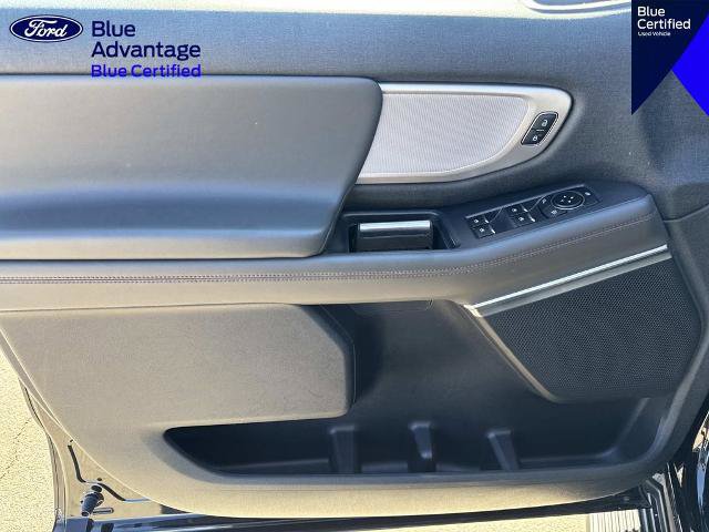 Certified 2025 Ford Expedition Active AWD/4WD image 16