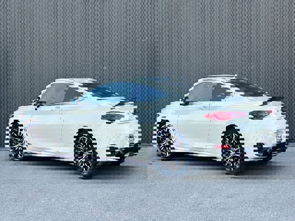 Used 2017 INFINITI Q60 w/ Cargo Package AWD/4WD image 4