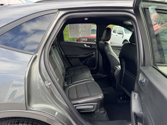 Certified 2023 Ford Escape ST-Line w/ Tech Pack #1 AWD/4WD image 12