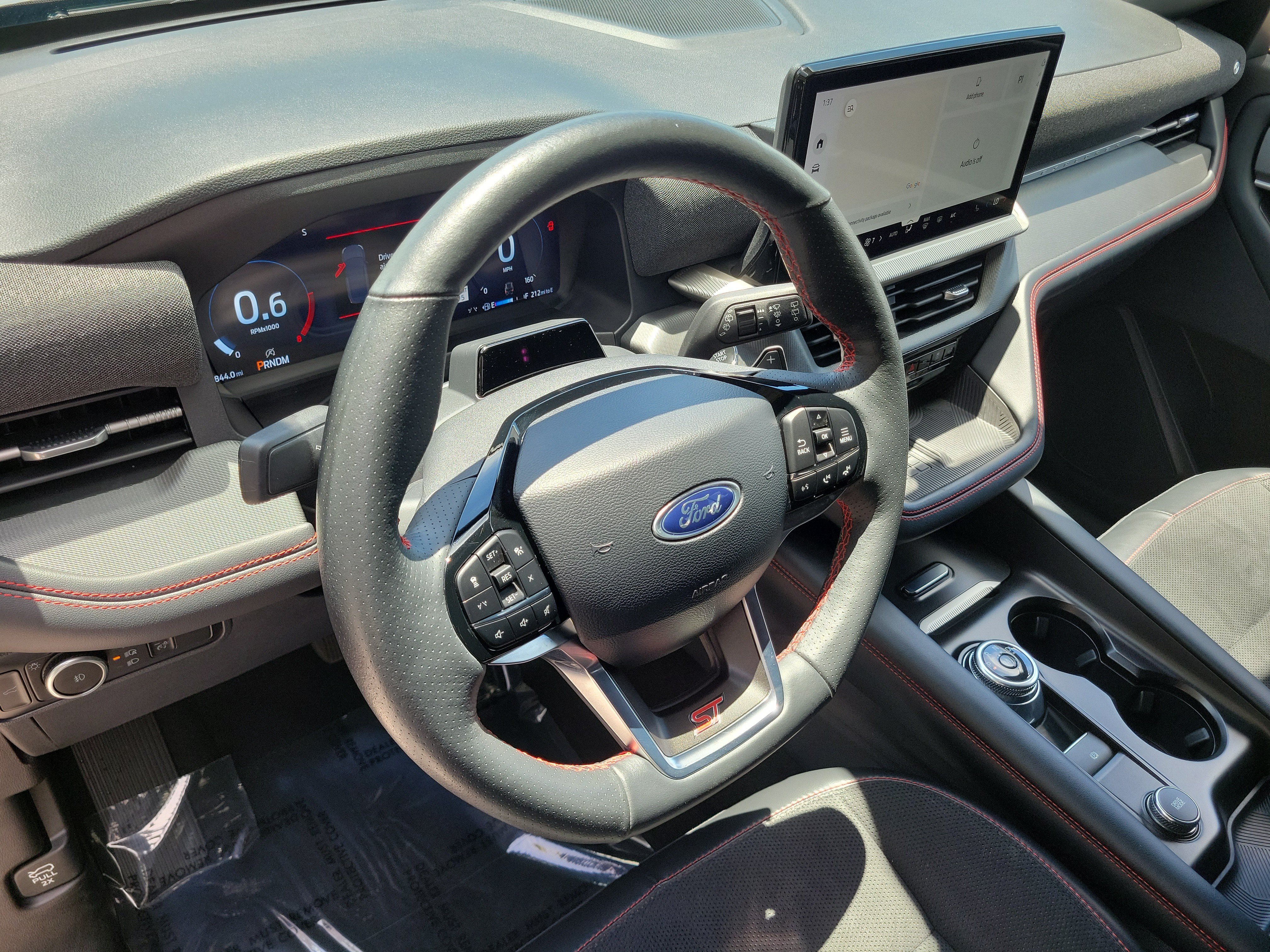 Certified 2025 Ford Explorer ST RWD image 9