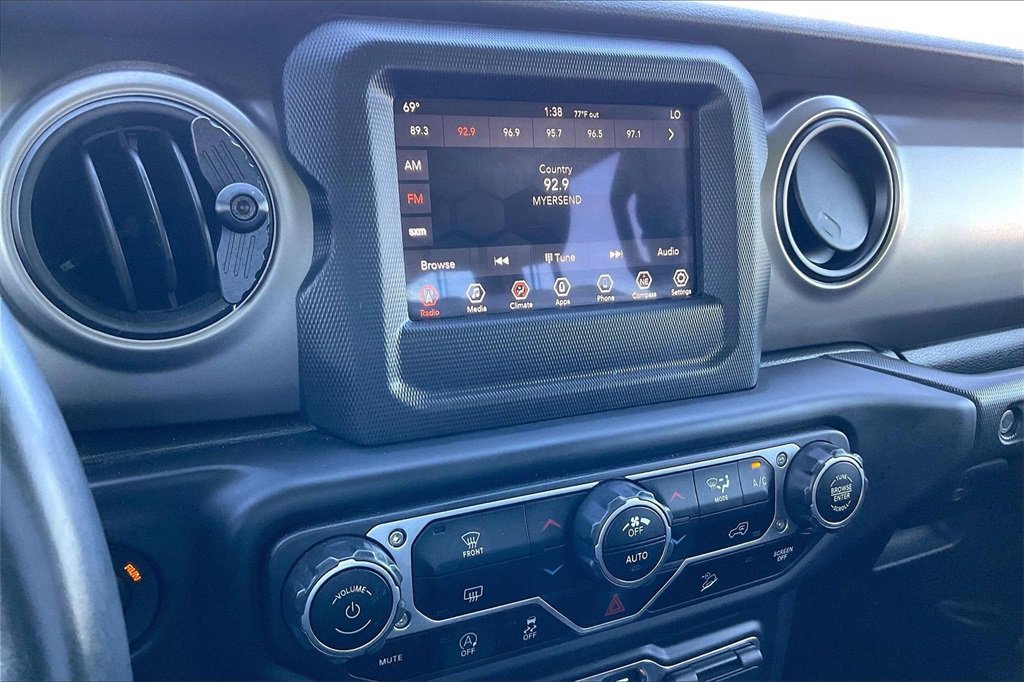 Used 2020 Jeep Wrangler Unlimited Sport S image 25