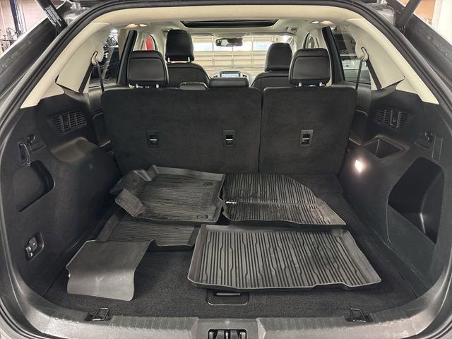 Certified 2022 Ford Edge SEL w/ Convenience Package image 14
