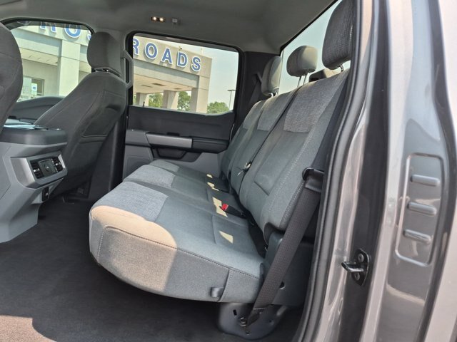 Certified 2025 Ford F350 XLT w/ 360-Degree Camera Package AWD/4WD image 28