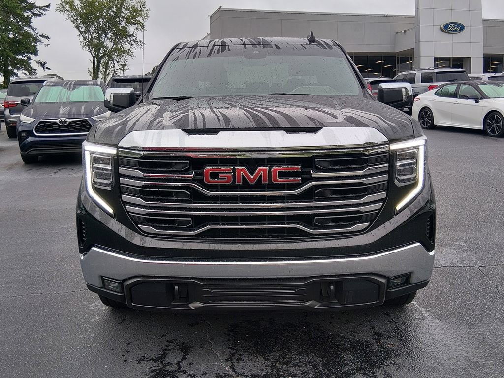 Used 2025 GMC Sierra 1500 SLT AWD/4WD image 9