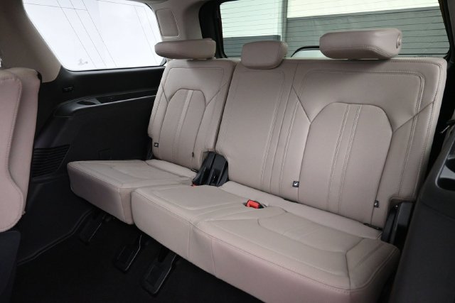 Certified 2024 Ford Expedition Limited RWD image 29