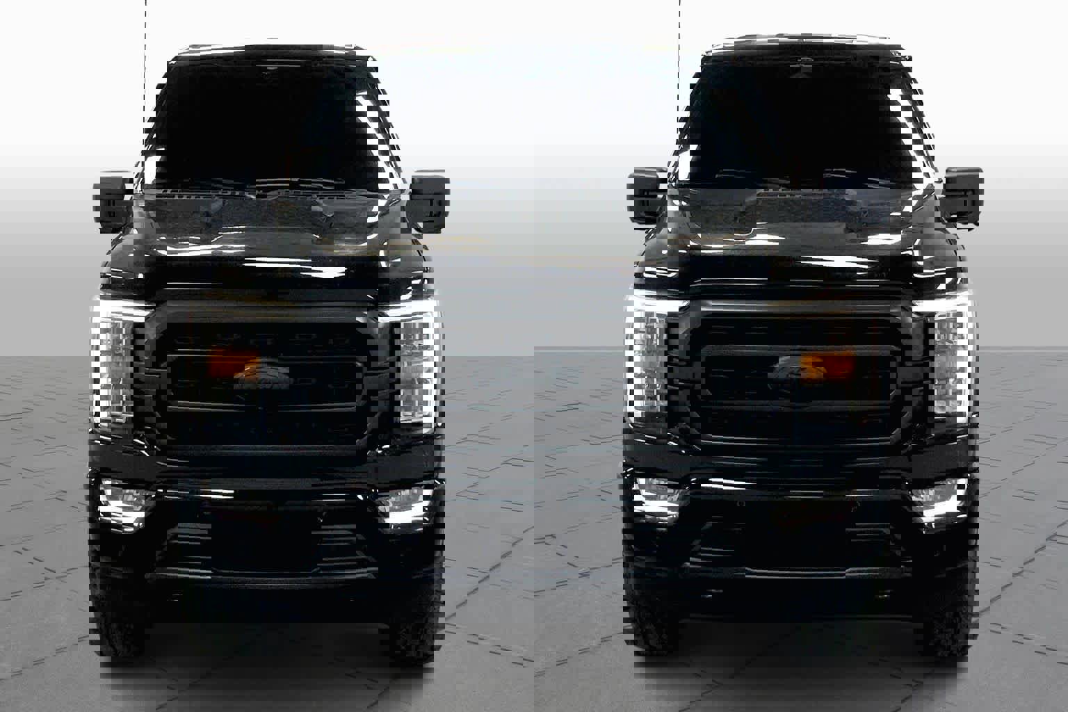 Certified 2023 Ford F150 XLT w/ Equipment Group 302A High image 4