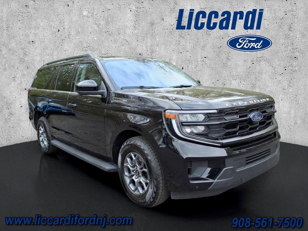 Certified 2025 Ford Expedition Max Active AWD/4WD image 1
