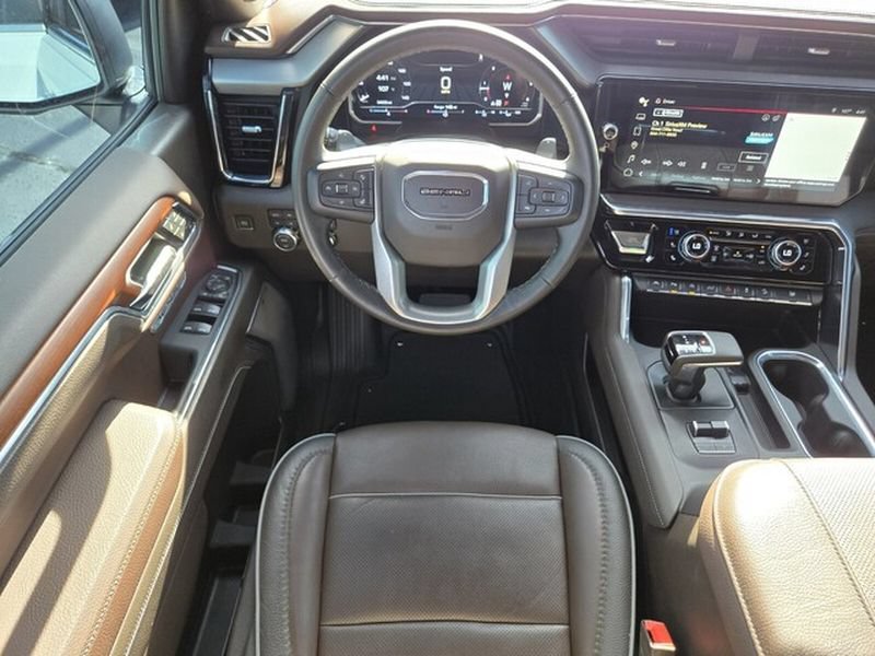 Used 2023 GMC Sierra 1500 Denali w/ Denali Reserve Package AWD/4WD image 15