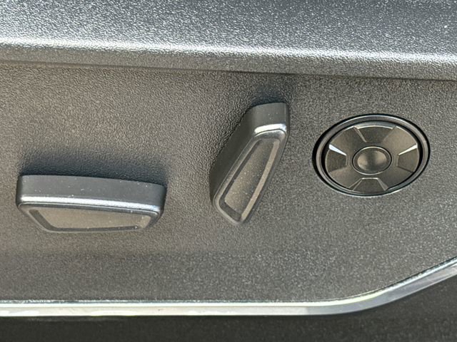 Certified 2024 Ford F250 Platinum w/ FX4 Off-Road Package image 23