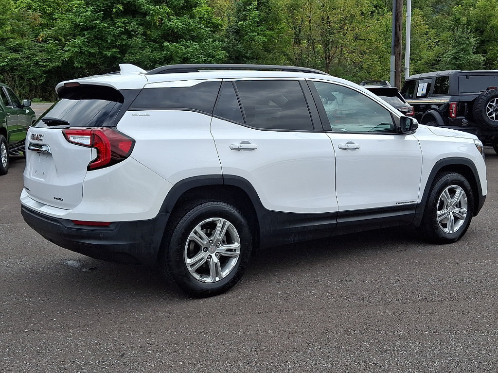 Used 2022 GMC Terrain SLE w/ Driver Convenience Package AWD/4WD image 11