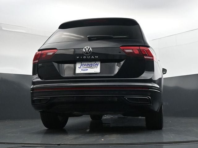 Used 2023 Volkswagen Tiguan SE R-Line FWD image 34