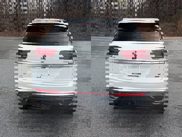 Used 2022 Volkswagen Atlas Cross Sport SE image 4