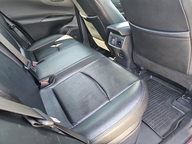 Used 2021 Toyota Venza LE AWD/4WD image 11