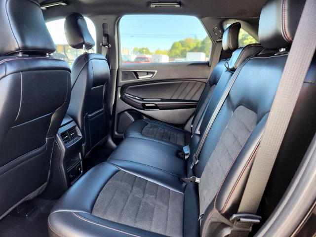 Certified 2022 Ford Edge ST-Line AWD/4WD image 16