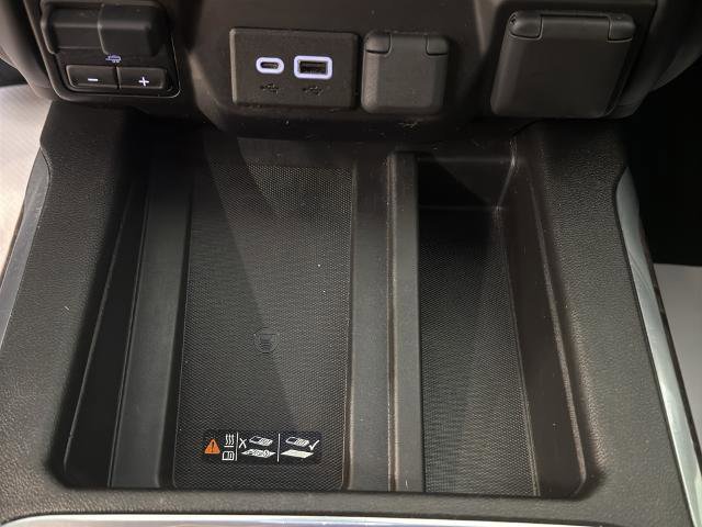 Used 2023 GMC Sierra 2500 Denali w/ Denali Ultimate Package AWD/4WD image 27