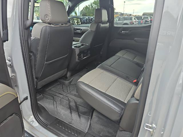 Used 2024 Chevrolet Silverado 1500 ZR2 w/ Technology Package AWD/4WD image 17