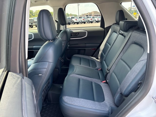 Certified 2023 Ford Bronco Sport Outer Banks w/ Tech Package AWD/4WD image 18