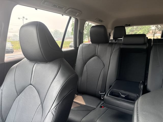 Used 2024 Toyota Grand Highlander AWD image 38