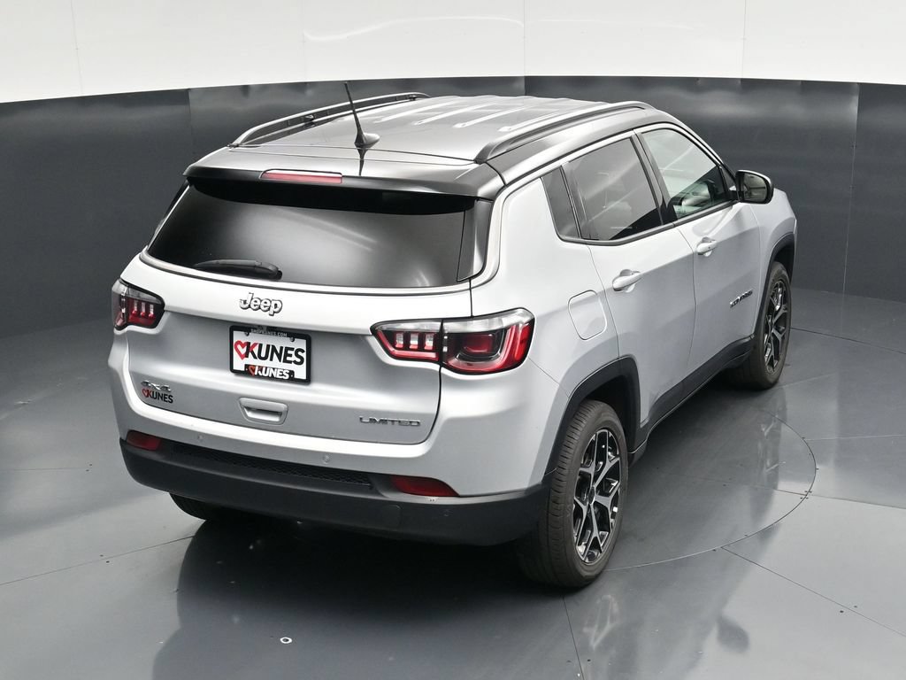 Used 2025 Jeep Compass Limited AWD/4WD image 45