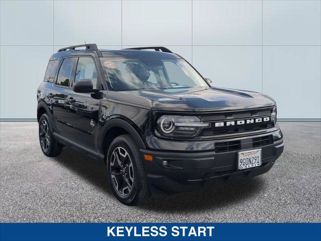 Certified 2023 Ford Bronco Sport Outer Banks w/ Tech Package AWD/4WD image 7