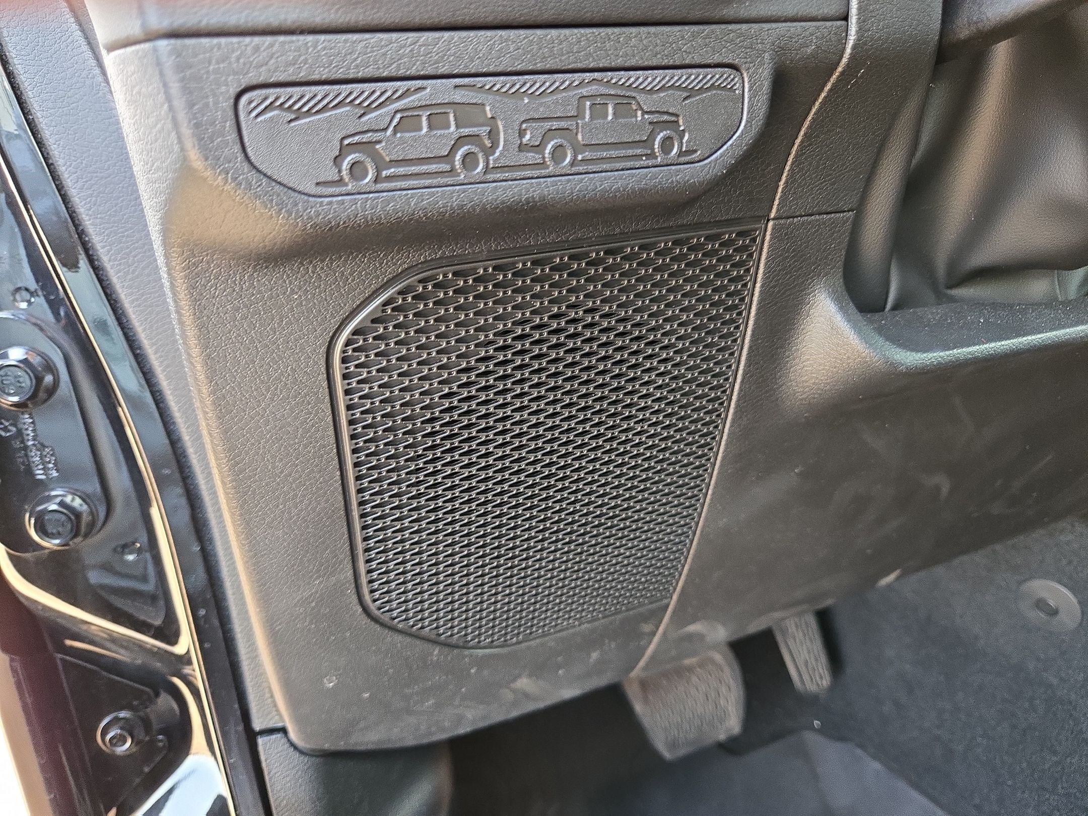 Used 2024 Jeep Gladiator Rubicon AWD/4WD image 15