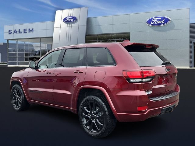 Used 2020 Jeep Grand Cherokee Altitude AWD/4WD image 4