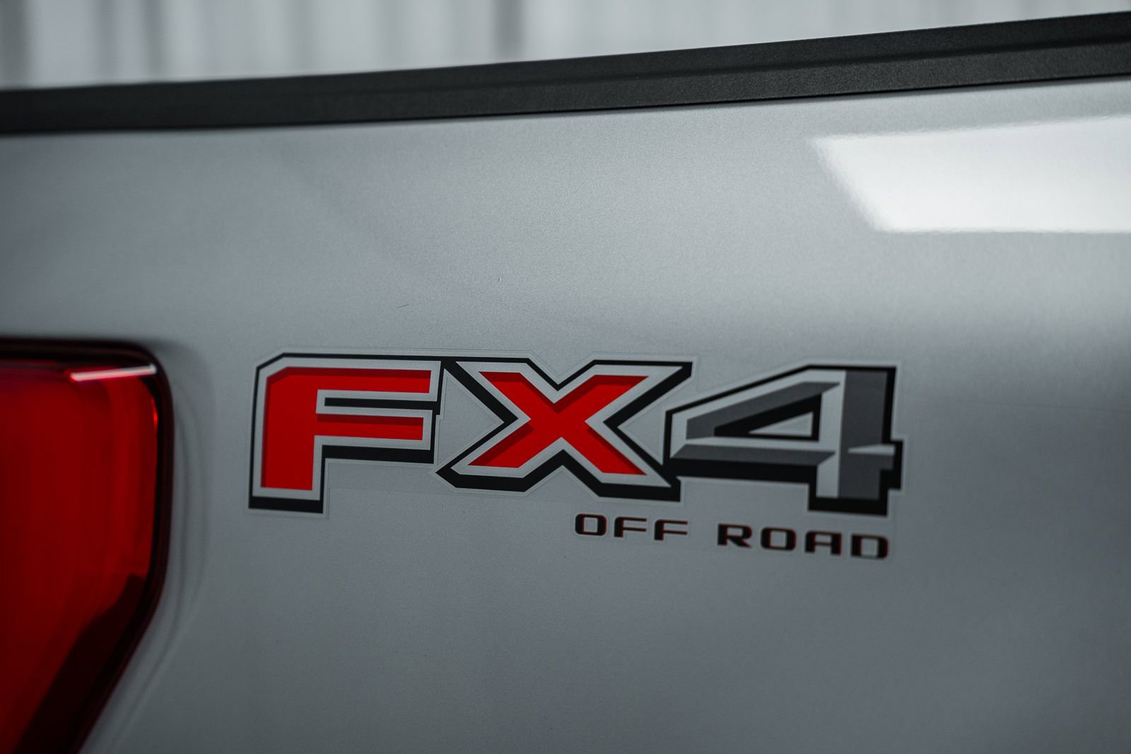 Certified 2023 Ford F150 Lariat w/ Equipment Group 502A High image 21