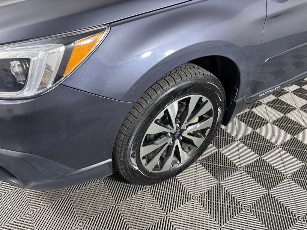 Used 2017 Subaru Outback 3.6R Limited image 10
