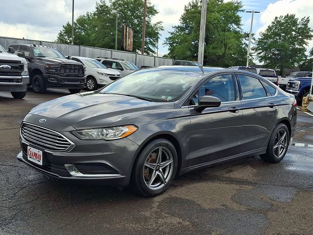 Certified 2018 Ford Fusion SE FWD image 3