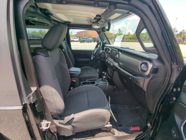 Used 2021 Jeep Wrangler Sport AWD/4WD image 27