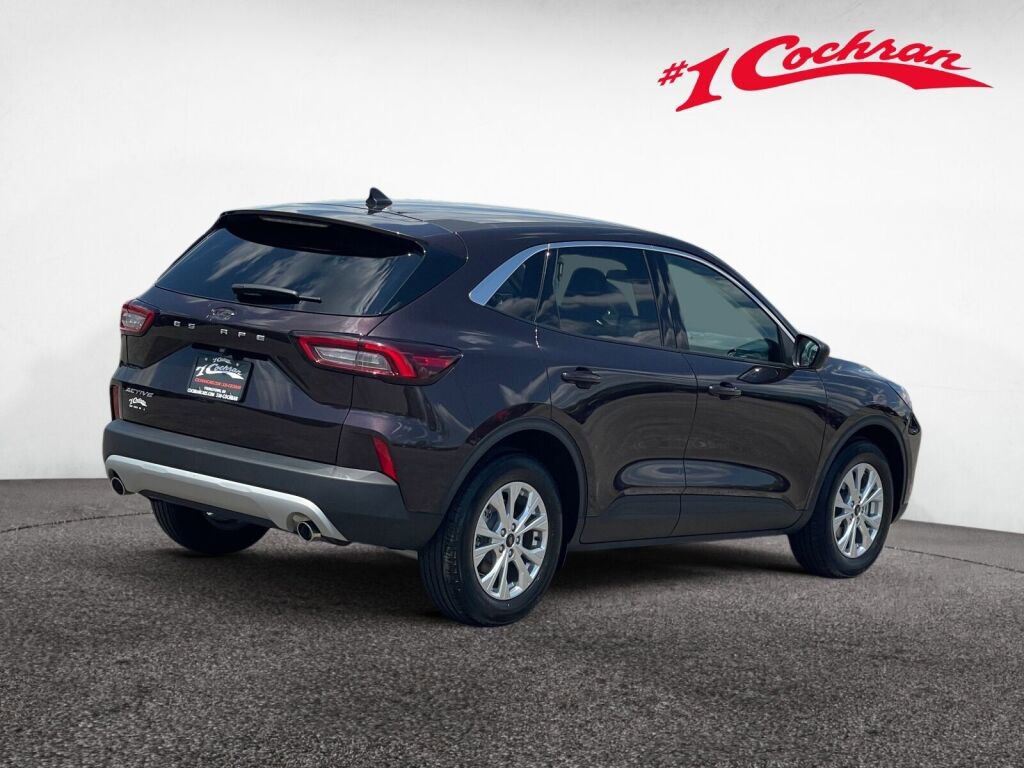 Certified 2023 Ford Escape Active w/ Cold Weather Package FWD image 28