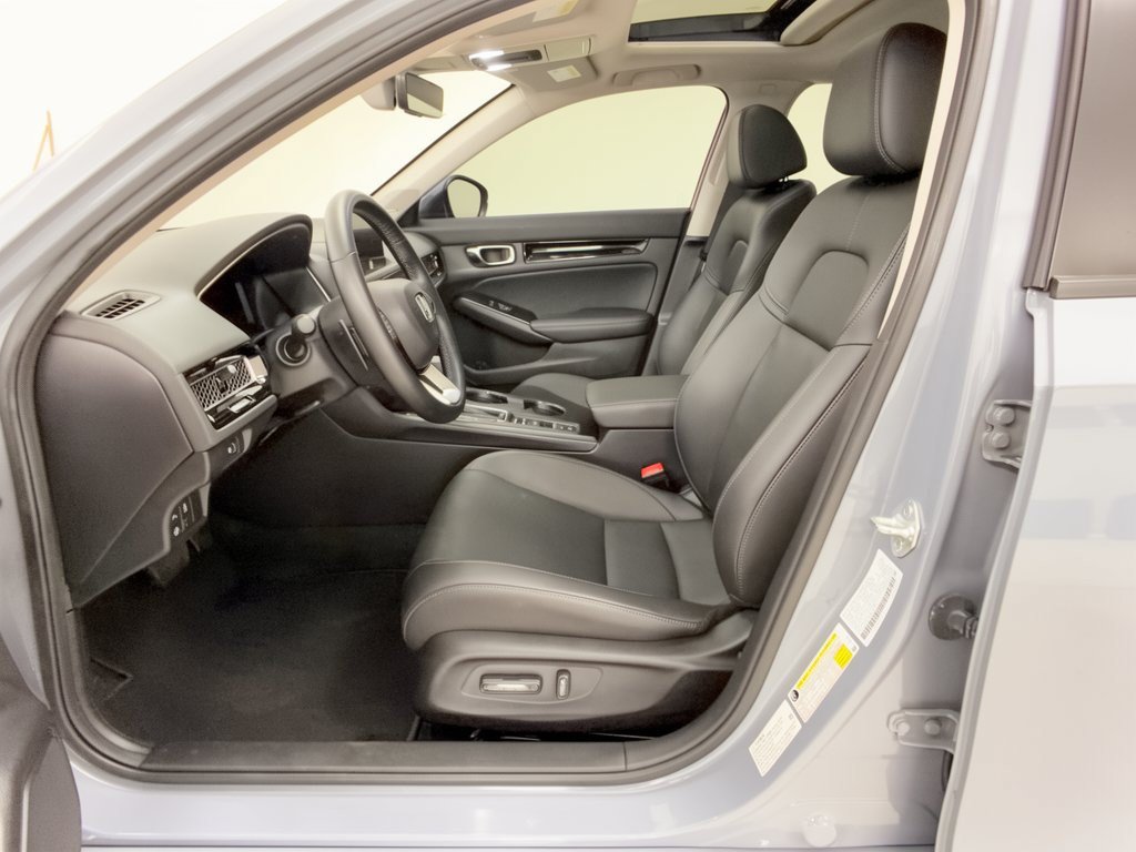 Used 2024 Honda Civic Touring image 5